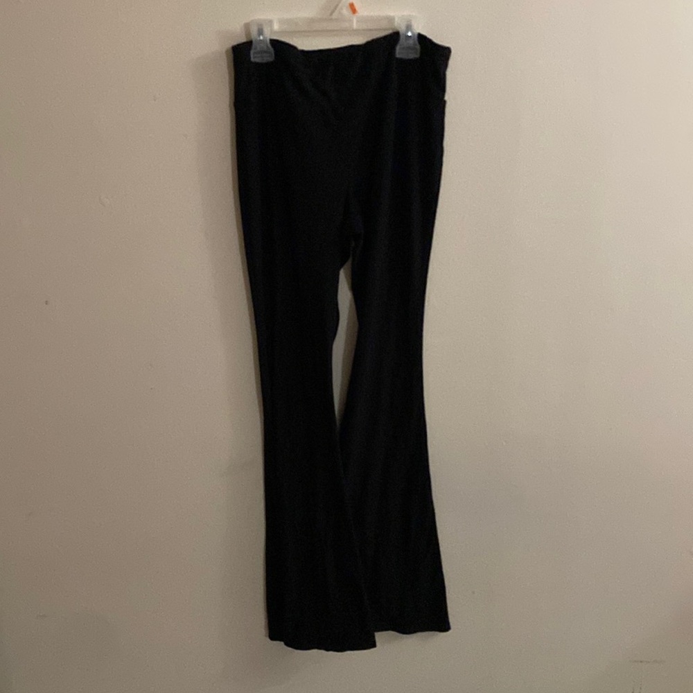 Black flare leggings (stretchy)